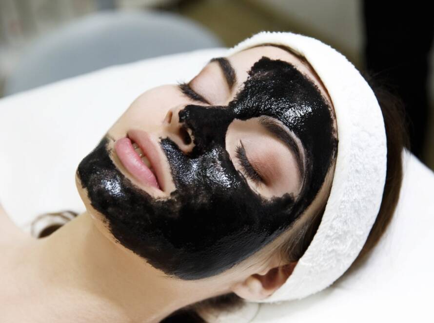 Carbon Facial Treatment