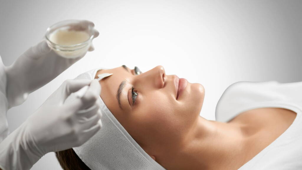What Makes a Good Aesthetician? Choosing the Right Expert