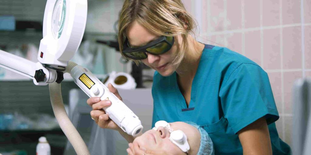 Personalized Aesthetics: How AI & Skin Analysis Are Shaping Treatments
