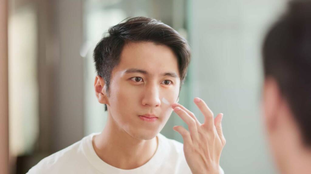 Men’s Skincare: Tailoring a Simple, Effective Routine